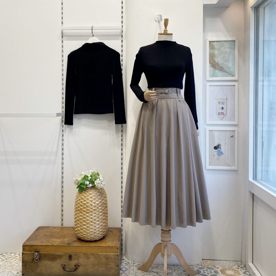 Bej Kemer Detaylı Lavande Etek