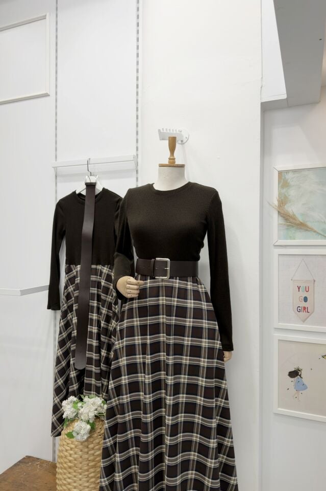 Eteği Ekose Detaylı Sorella Elbise