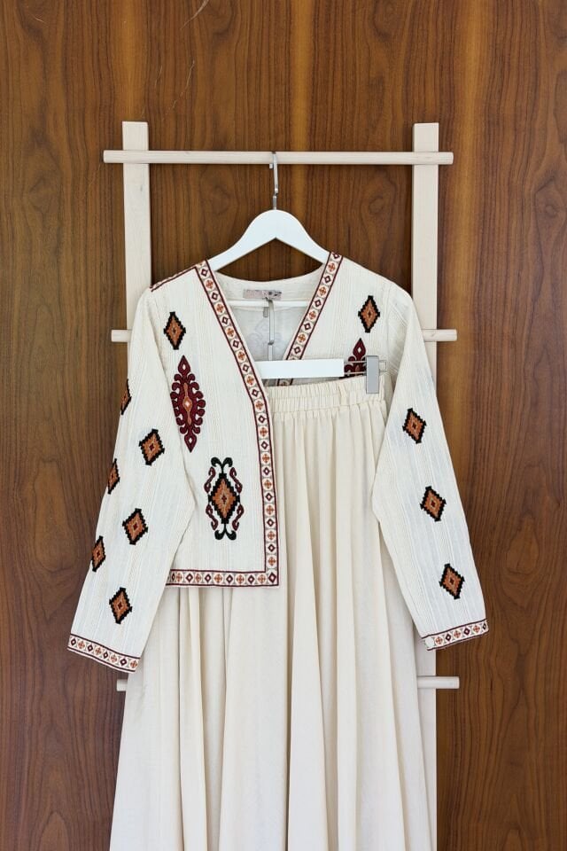 Bordo Nakışlı Etnik Kısa Kimono