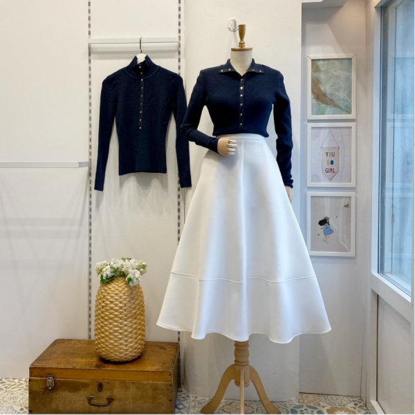 Beyaz Dikiş Detaylı Scuba Etek