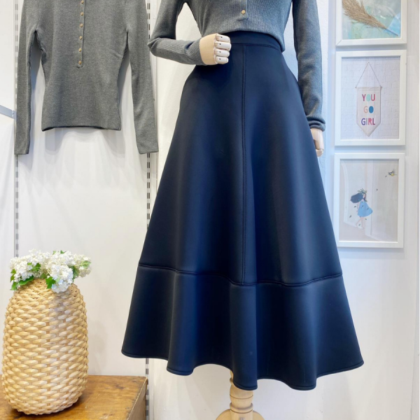 Siyah Dikiş Detaylı Scuba Etek