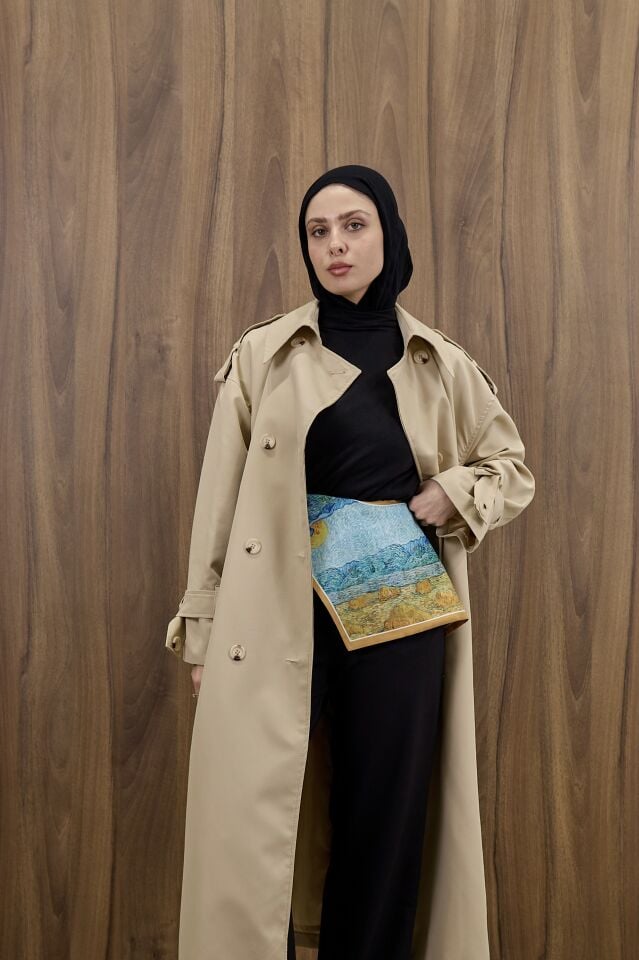 Bej Kemer Detaylı Trençkot