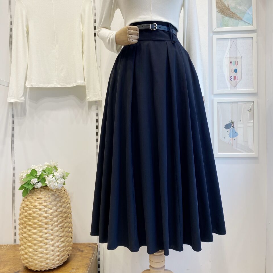 Siyah Kemer Detaylı Lavande Etek