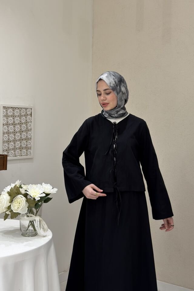 Siyah Bağcık Detaylı Loren Takım