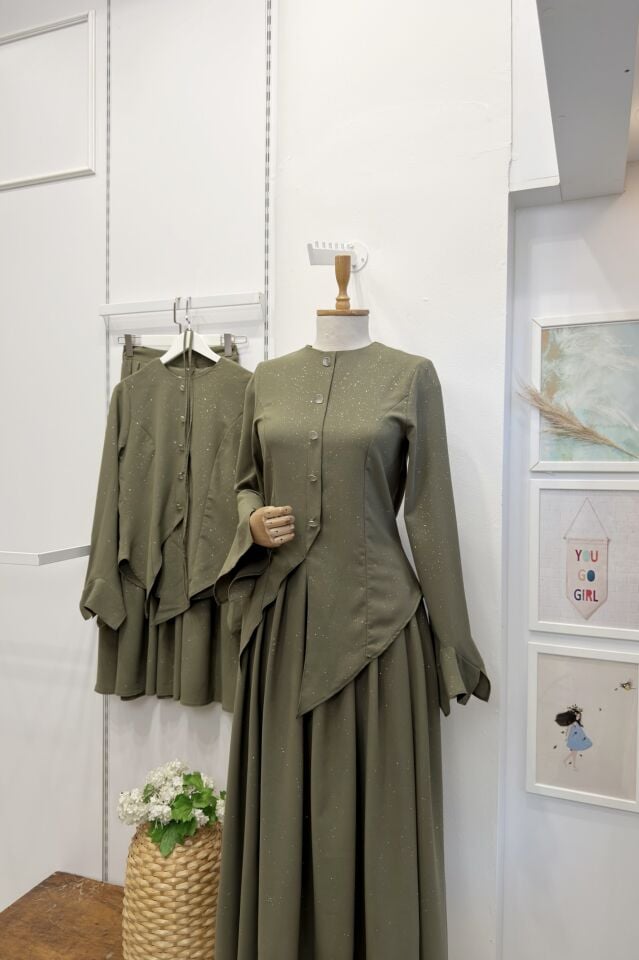 Çağla Yeşili Asimetrik Kesim Sim Detaylı Takım