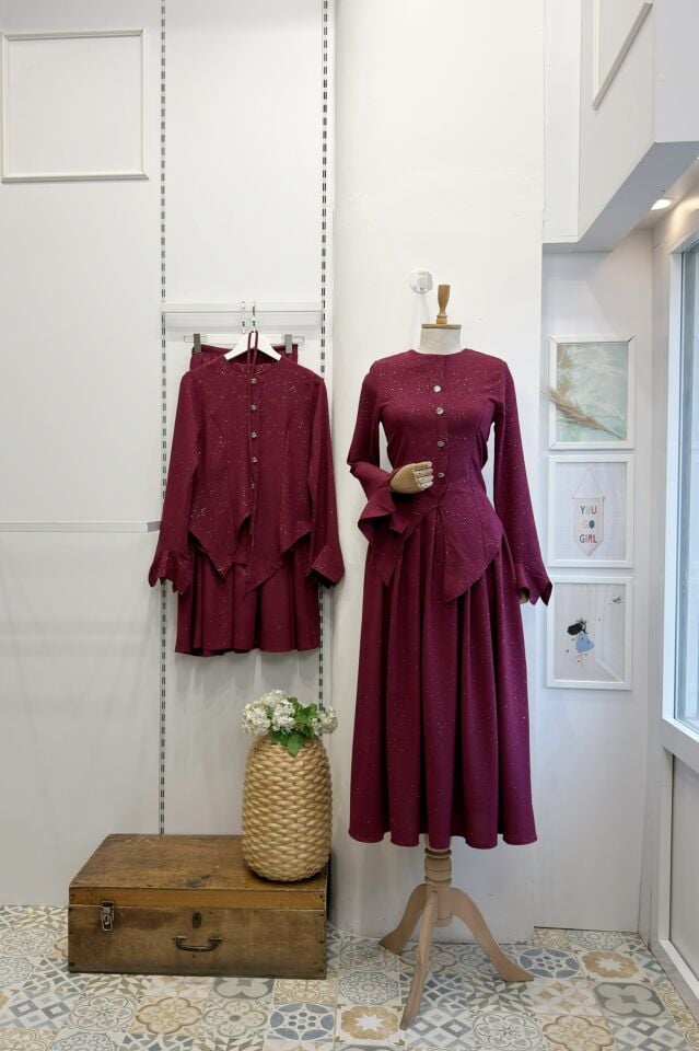 Bordo Asimetrik Kesim Sim Detaylı Takım