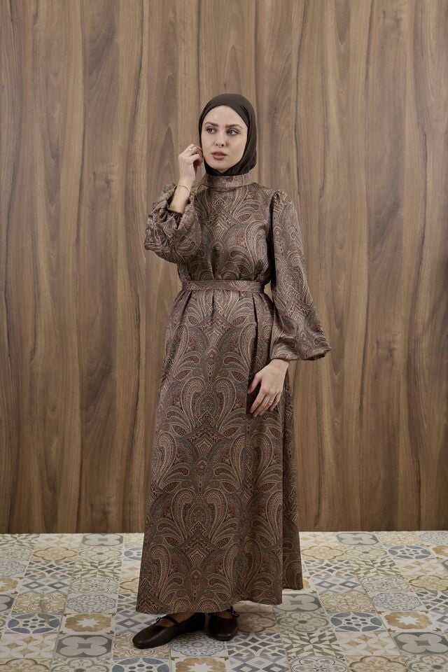 Yeşil Şal Desenli Saten Elbise