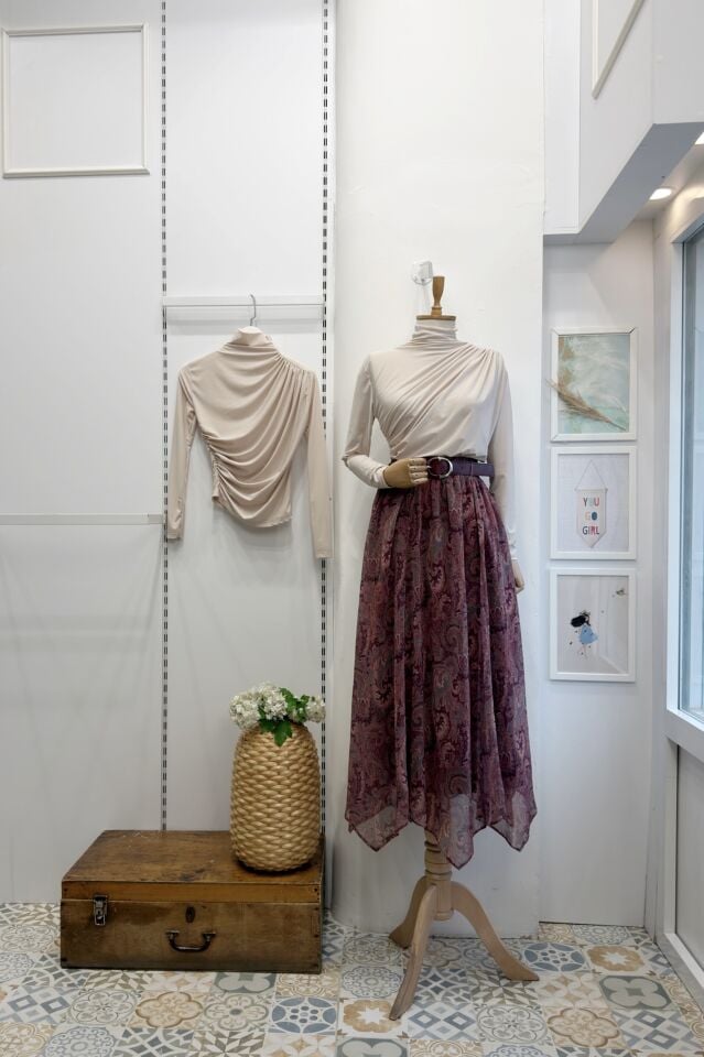 Asimetrik Kesim Mürdüm Şal Desen Şifon Etek