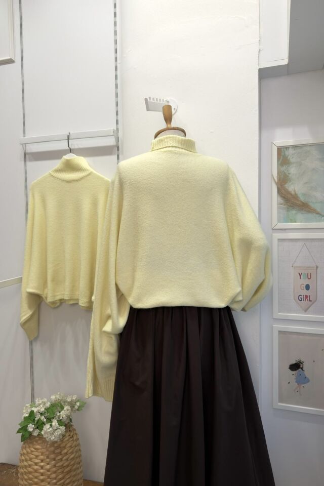 Yarasa Kol Detaylı Sarı Kazak