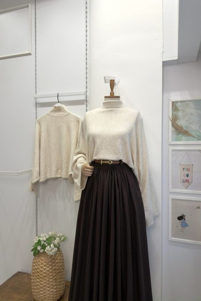 Yarasa Kol Detaylı Ekru Kazak