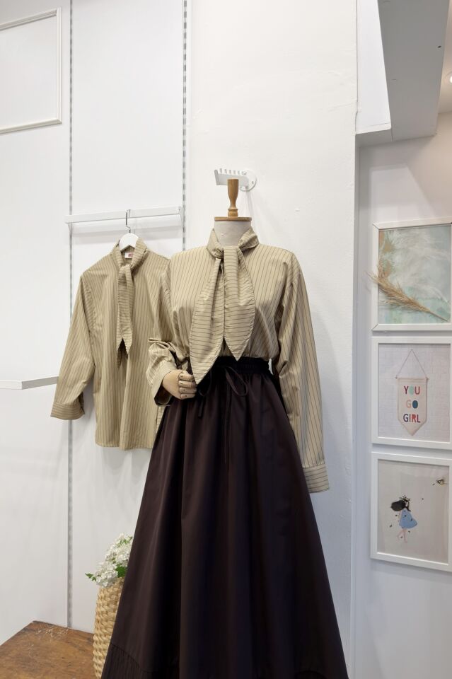 Yağ Yeşili Çizgi Desenli Viskon Gömlek