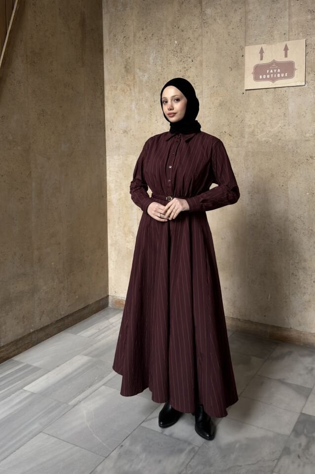 Bordo Şal Aksesuarlı Çizgili Elbise