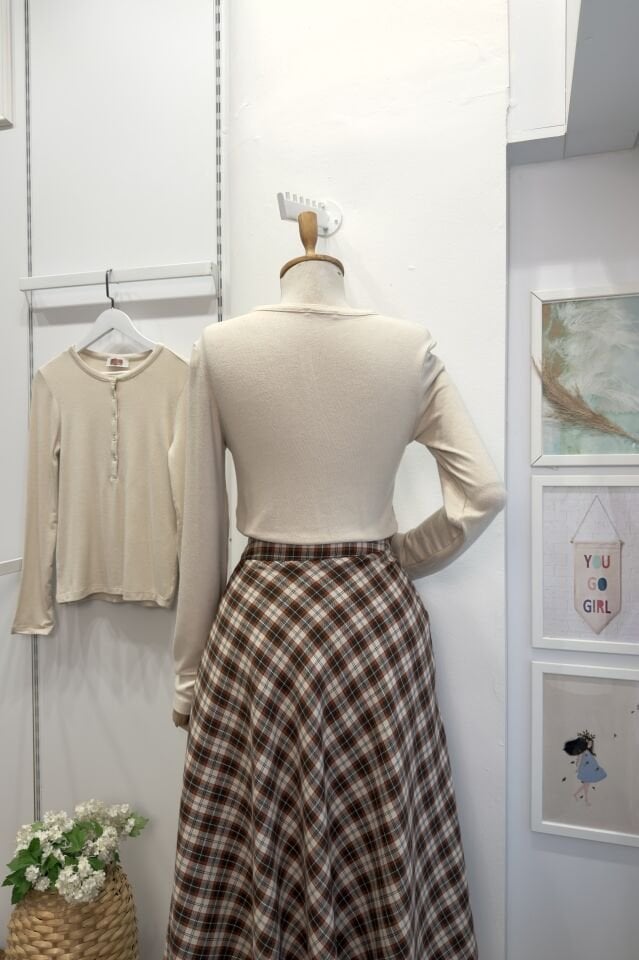 Bej Düğmeli Blair Triko Bluz