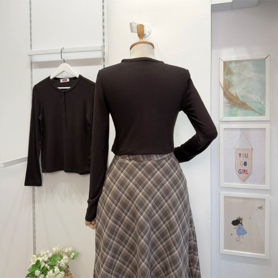 Kahverengi Düğmeli Blair Triko Bluz