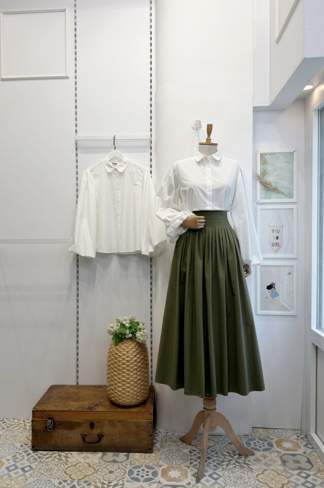 Beyaz Bebe Yaka Balon Kol Poplin Gömlek