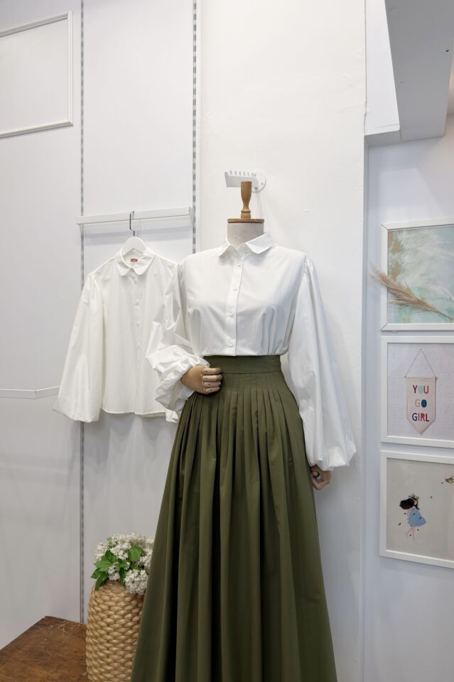 Beyaz Bebe Yaka Balon Kol Poplin Gömlek