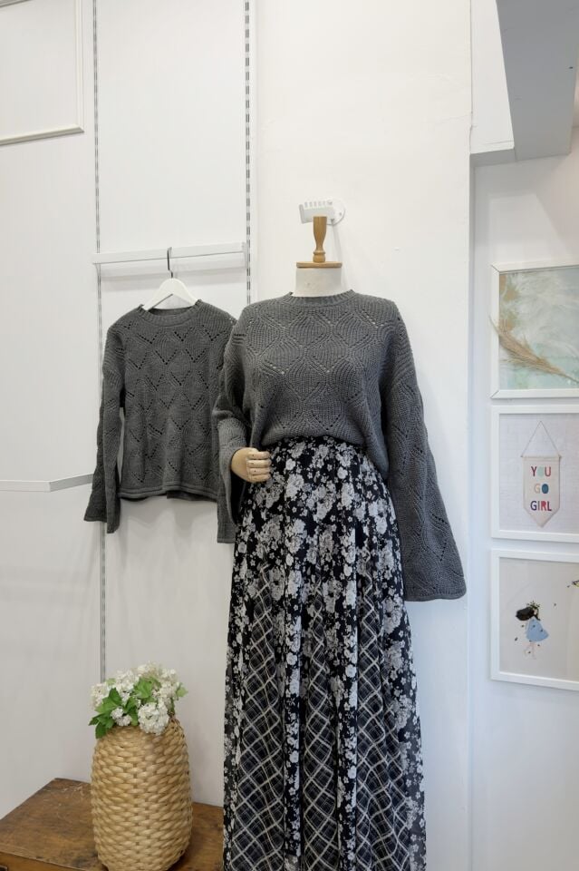 Antrasit Delikli Triko Kazak