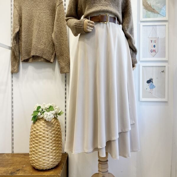 Kemerli Krem Carezza Crep Etek