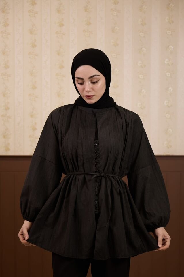 Siyah Nervür Dikişli Modal Tunik