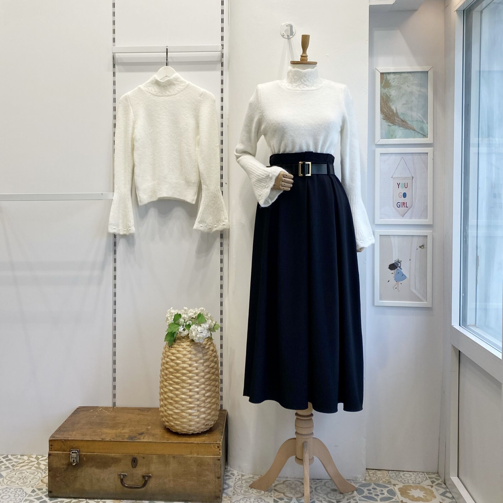 Siyah Kemerli Charm Etek