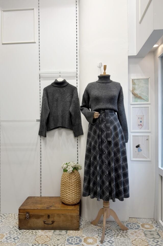 Gri Kuşak Detaylı Ekoseli Lorien Etek