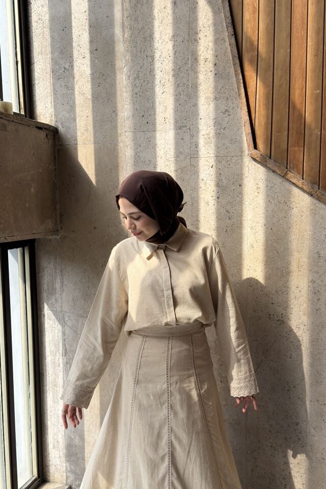 Bej Dantel Motifli Keten Takım