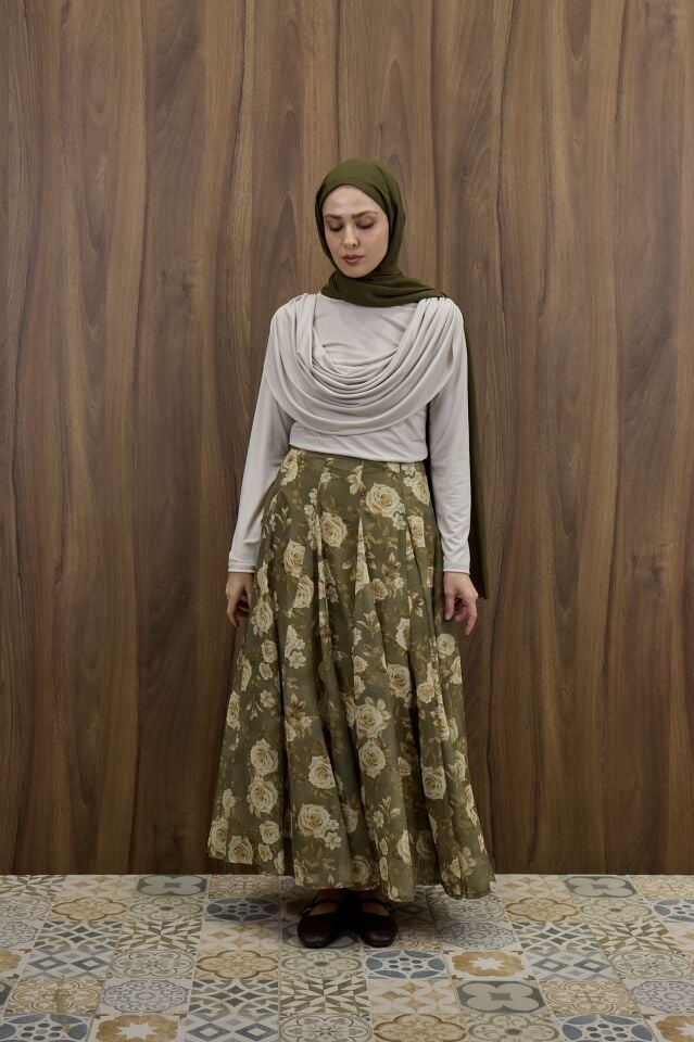 Yeşil Rosel Çiçek Desenli Şifon etek