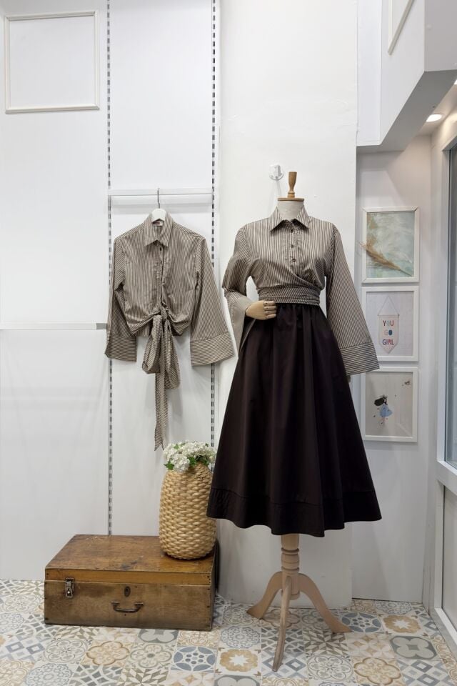 Kahverengi Çizgili Bağlamalı Gömlek