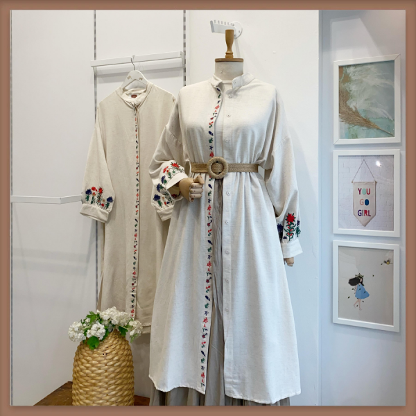Renkli Nakışlı Krem Kimono