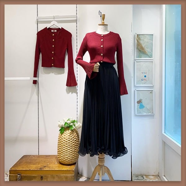 Siyah piliseli şifon etek