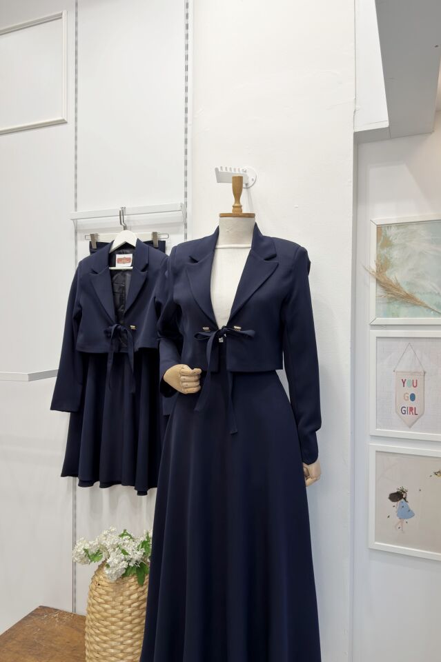 Lacivert Ceketli Noire Takım