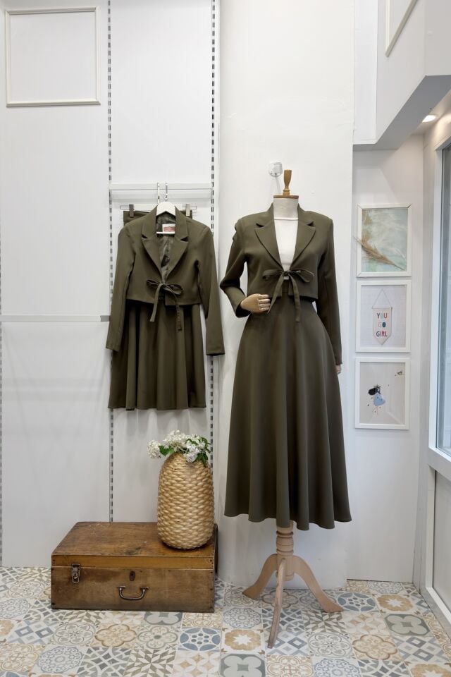 Çağla Yeşili Ceketli Noire Takım