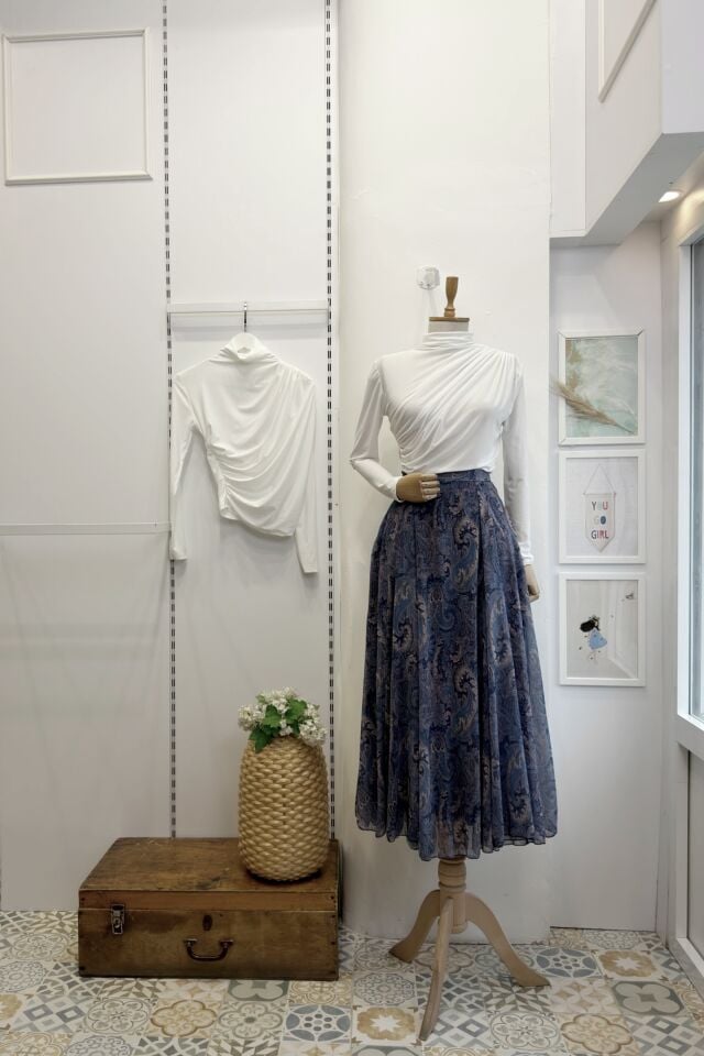 Şal Desenli Açık Mavi Şifon Etek