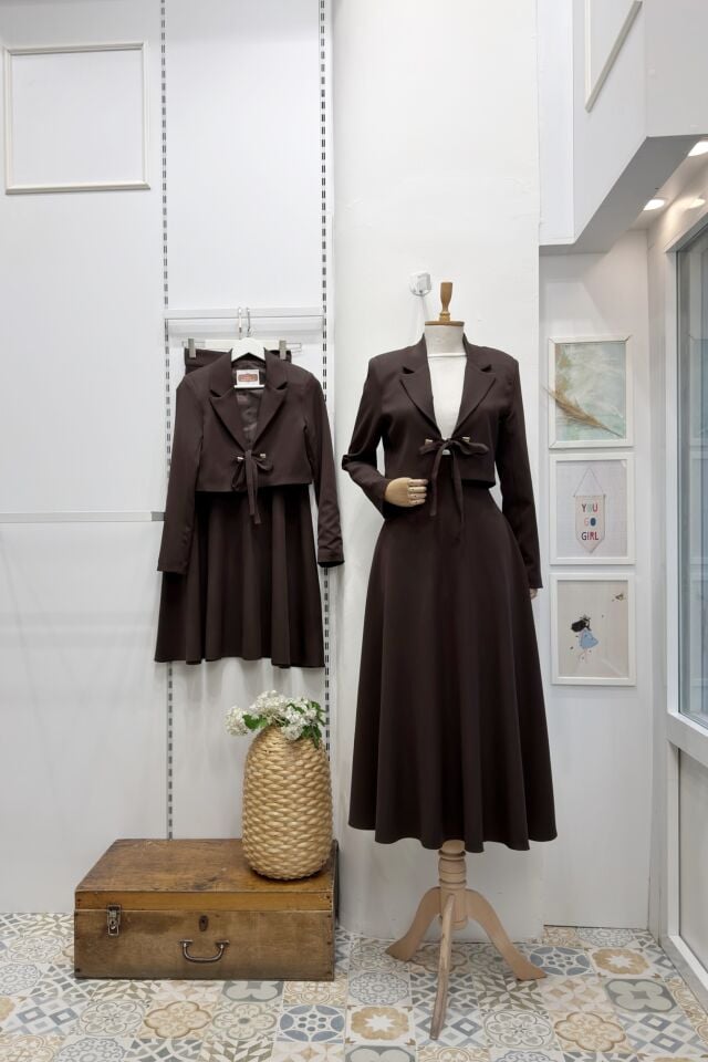 Kahverengi Ceketli Noire Takım