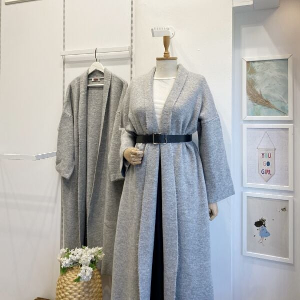 Gri Salaş Uzun Triko Hırka