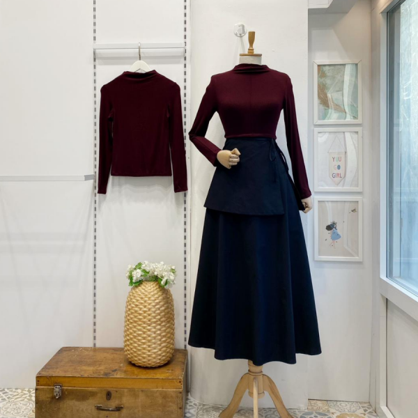 Siyah Ek Parçalı Poplin Etek