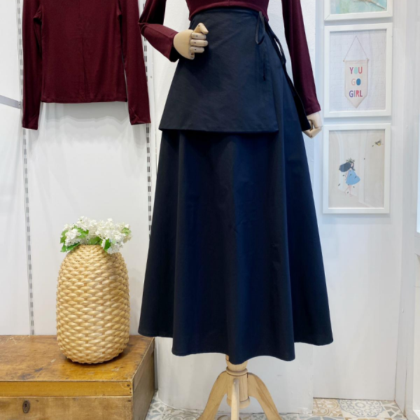 Siyah Ek Parçalı Poplin Etek