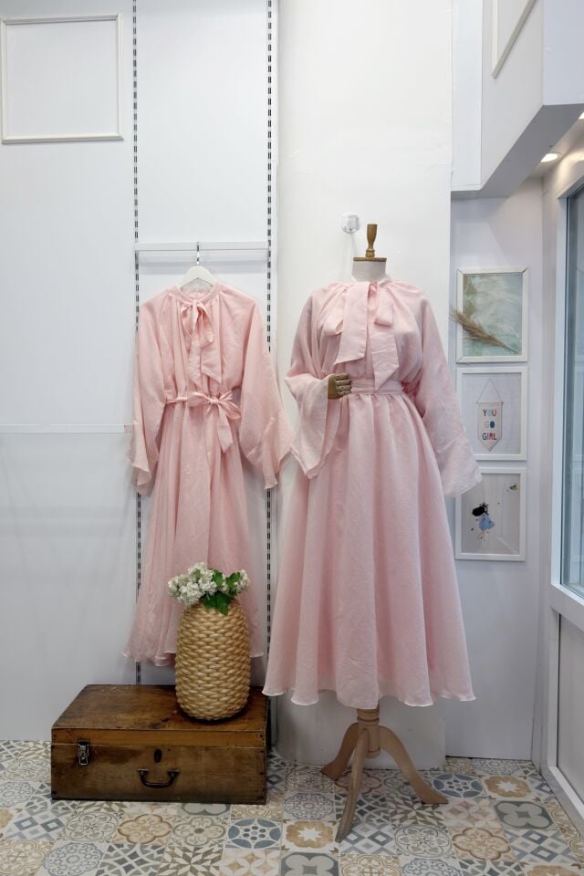 Pembe Diamonde Şifon Elbise