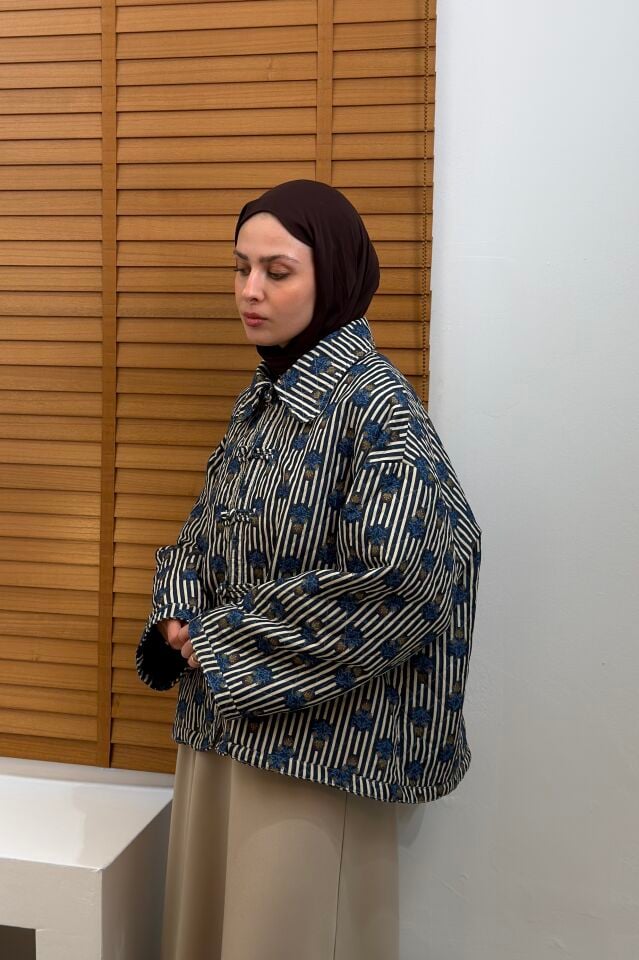 Lacivert Çin Düğmeli Kapitone Ceket