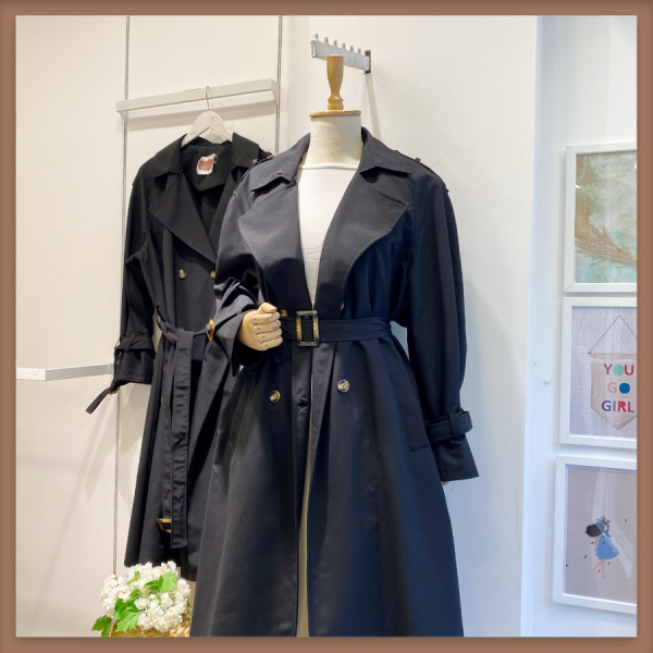 Siyah Rüzgarlık Detaylı Gabardin Trençkot