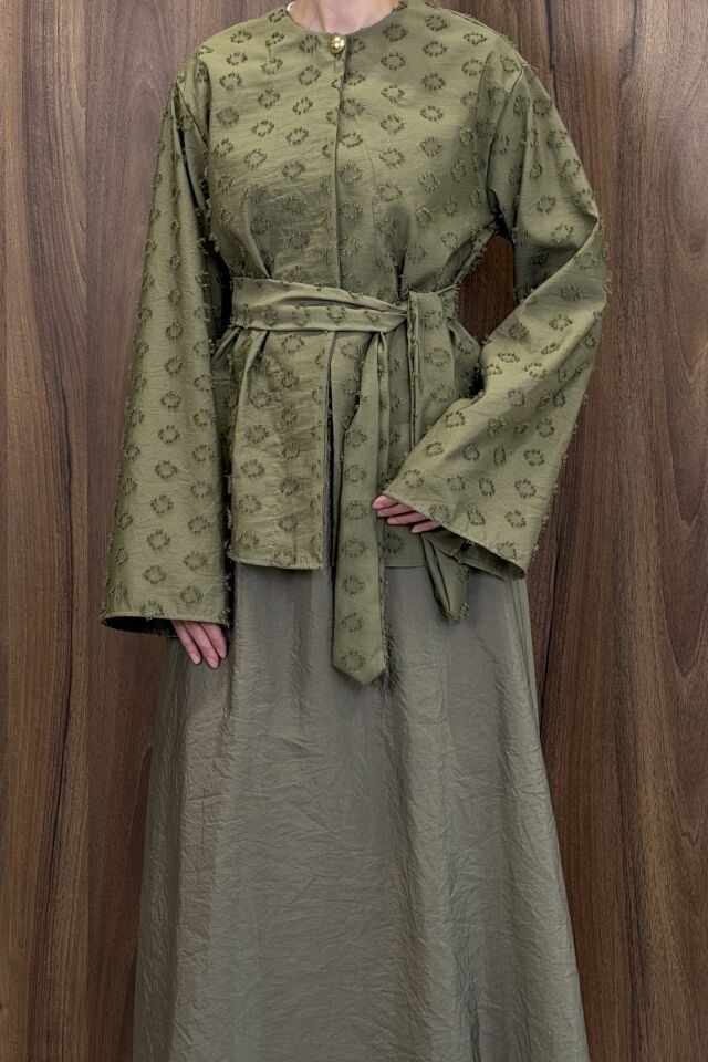 Haki Yeşili Kuşak Detaylı Layers Takım