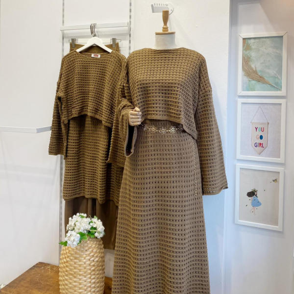 Kahverengi Örme Triko Kumaş Etekli Takım