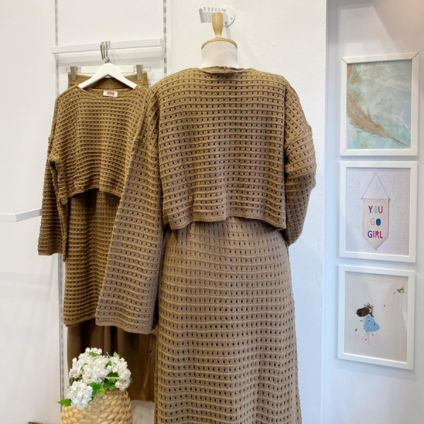 Kahverengi Örme Triko Kumaş Etekli Takım