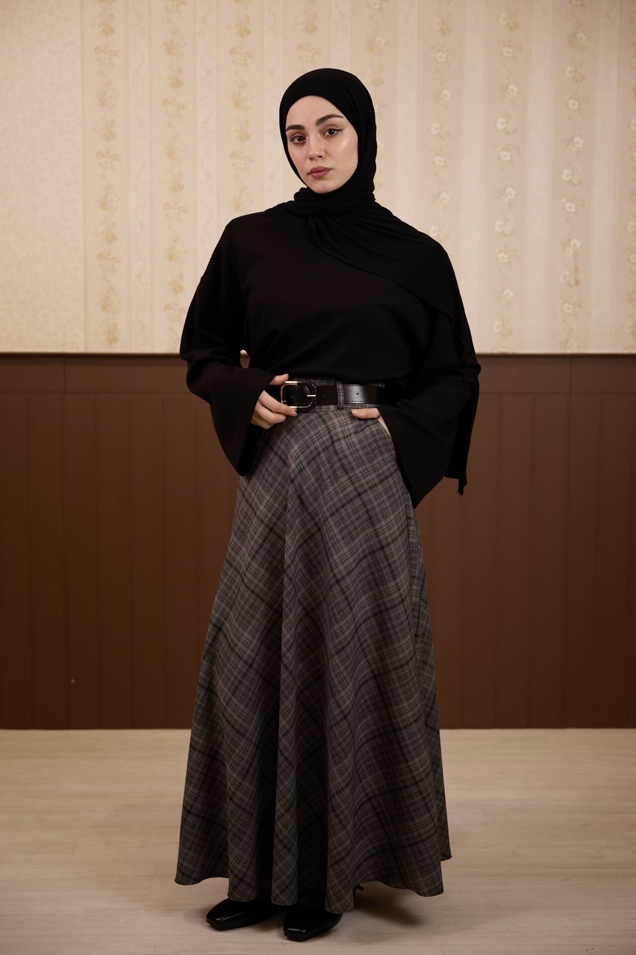 Keten Dokulu Gri Ekose Desenli Loom Etek